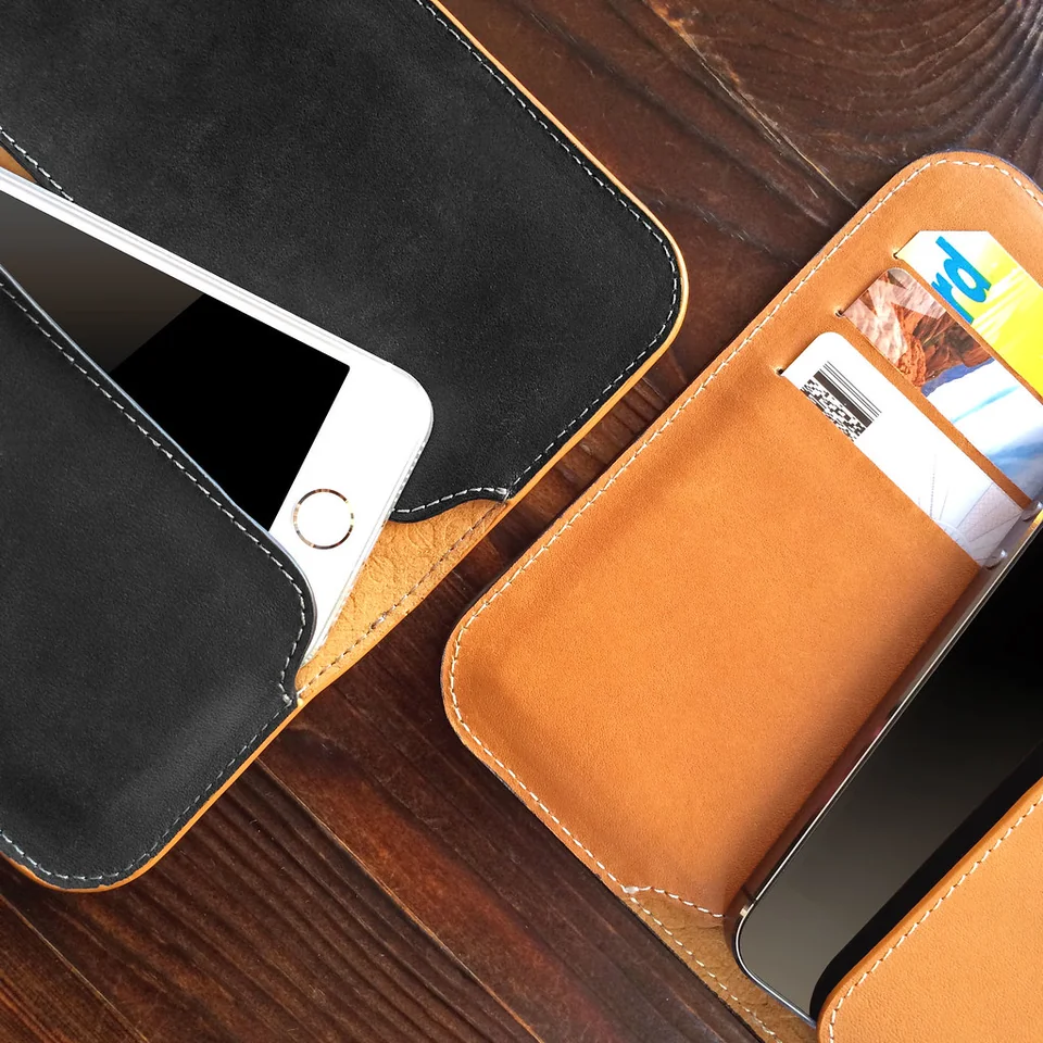 Dompet kulit berisi uang untuk mengendalikan pengeluaran harian
